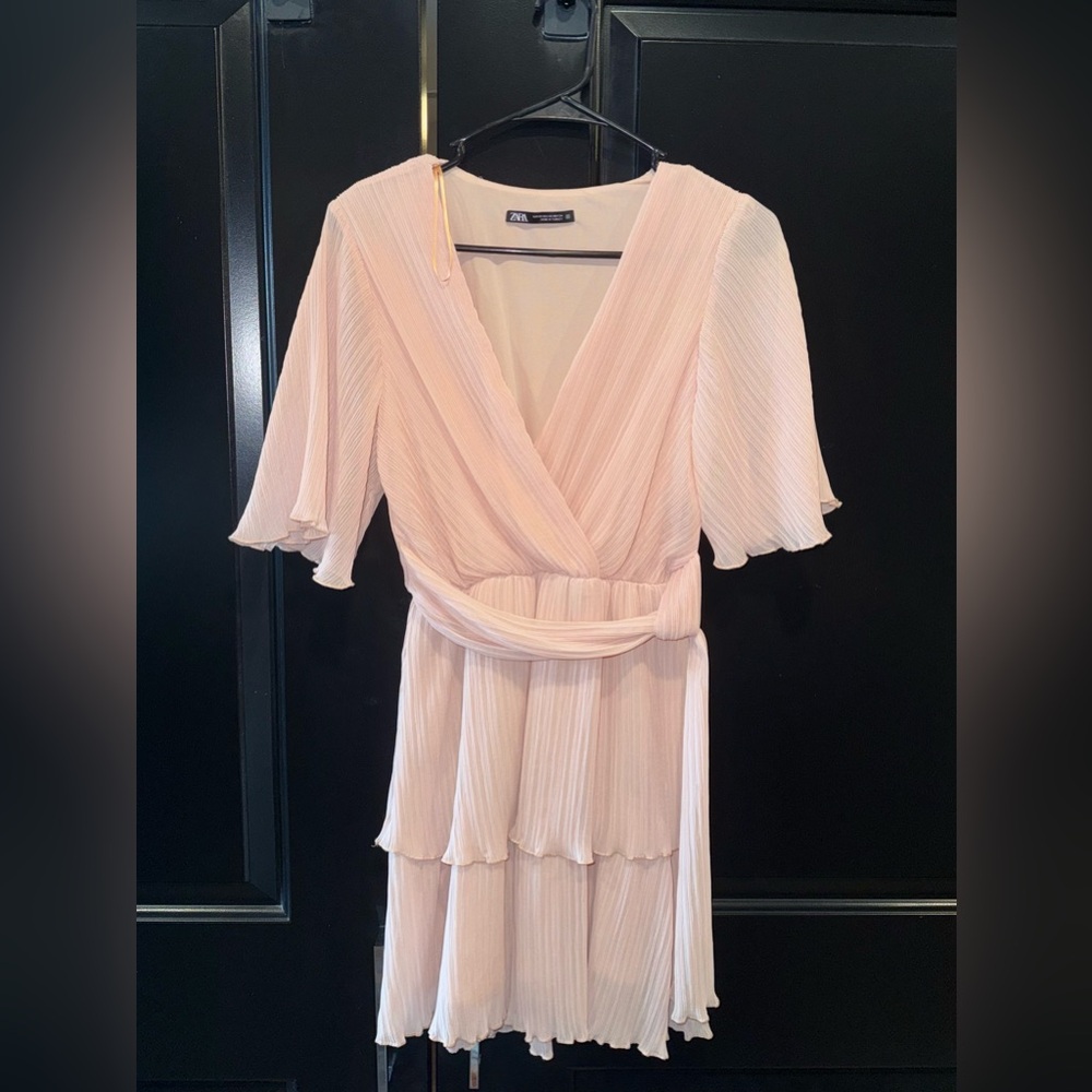 Zara Soft Pink Pleated Midi Dress